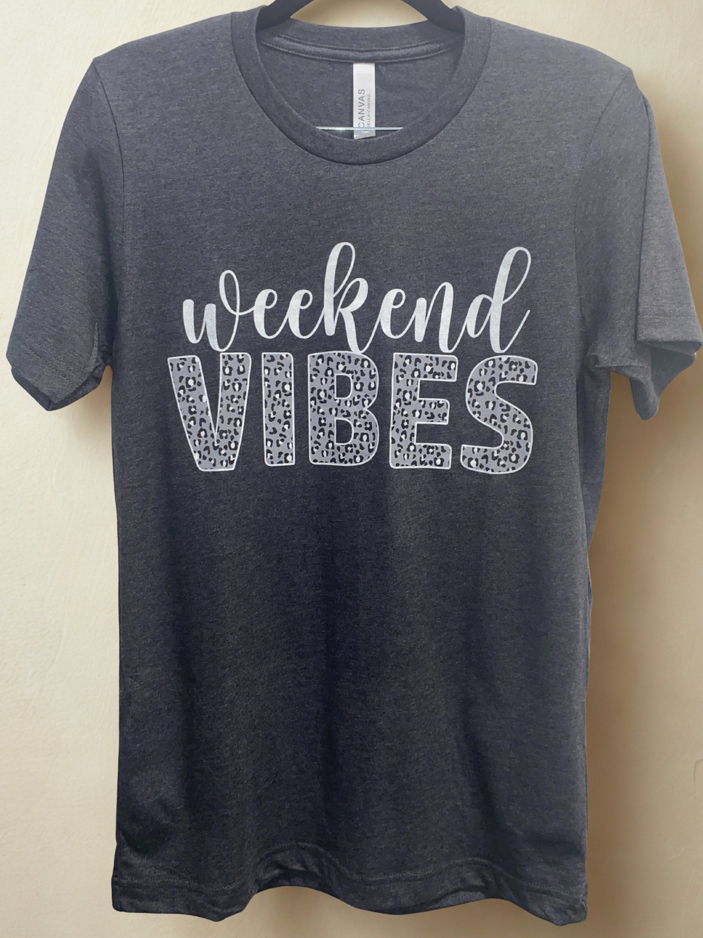 Women's Weekend Vibes T-Shirt