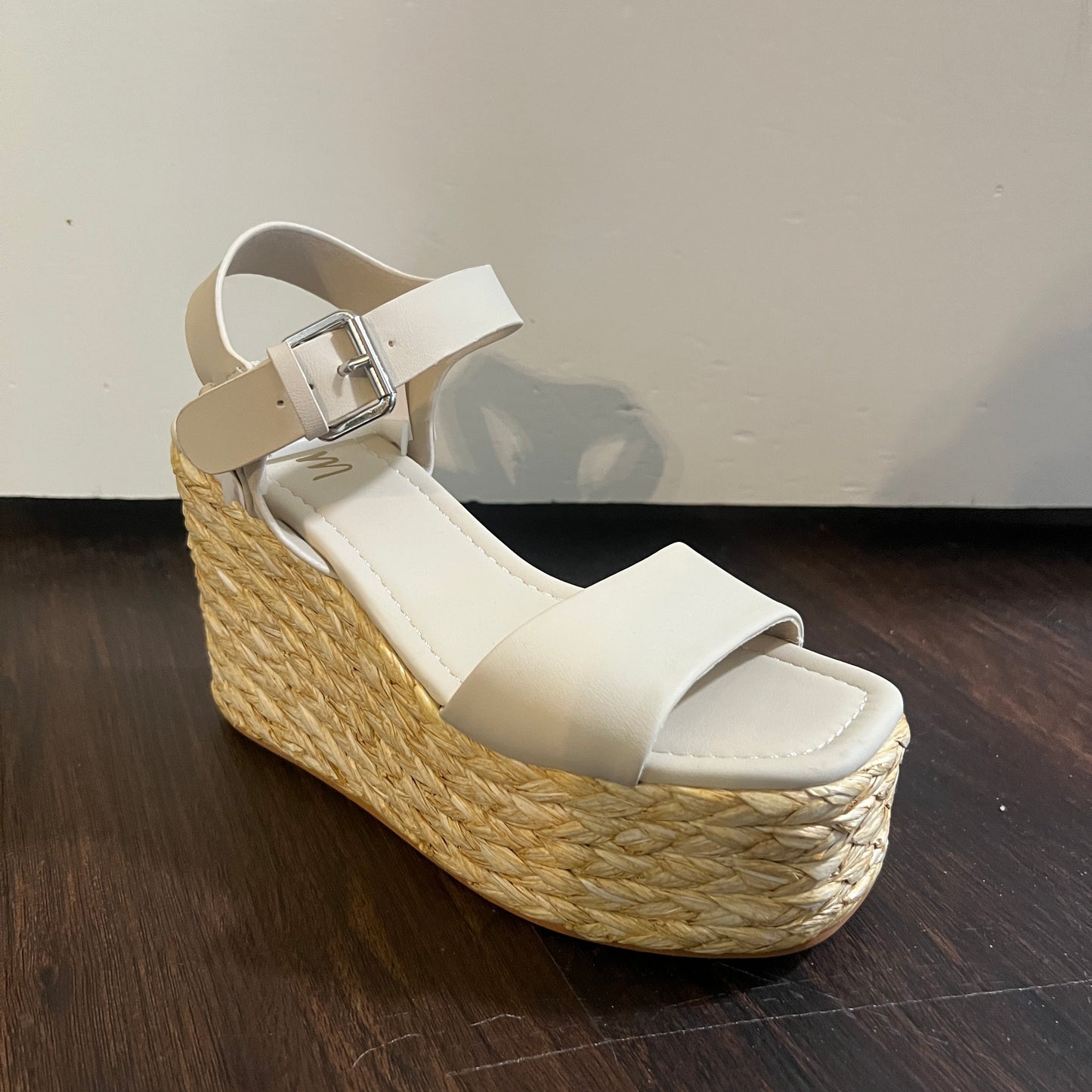 Ivory Heel