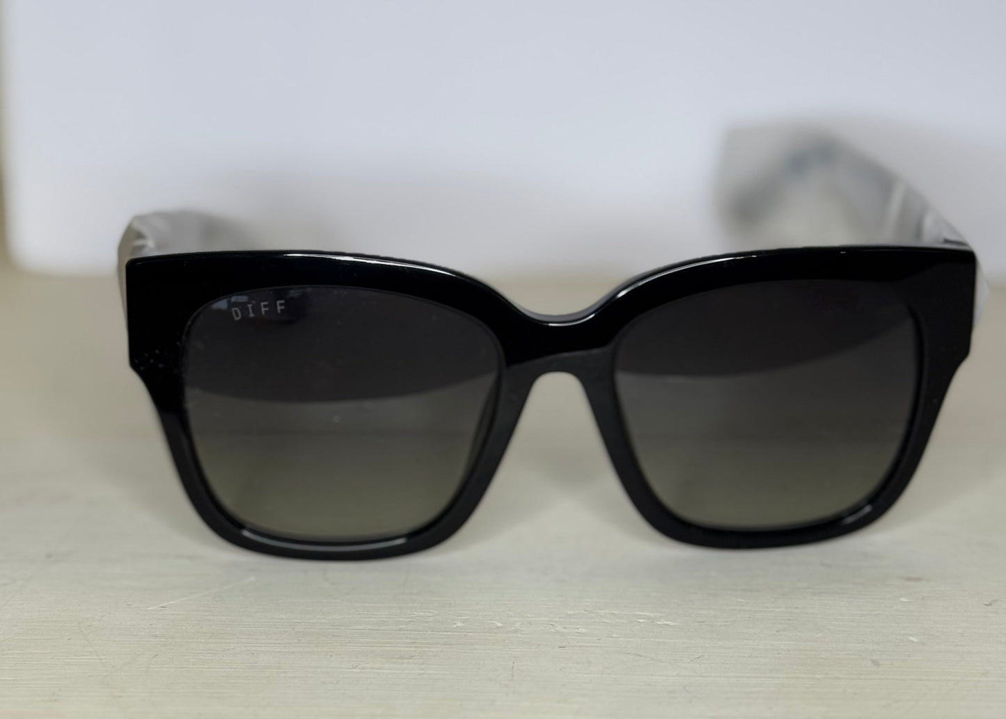 DIFF Sunglasses