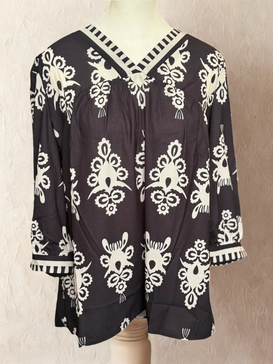 Black & White Print Top